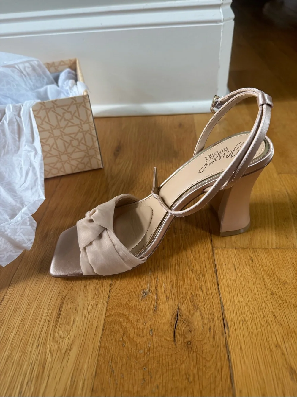 Jewel Badgley Mischka chic knotted